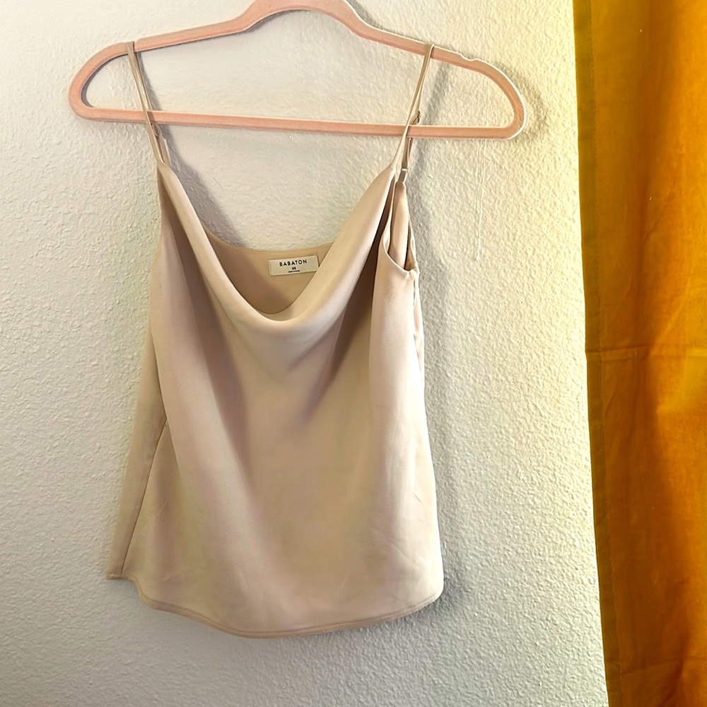 Aritiza Cowlneck Camisole. Size: xs
